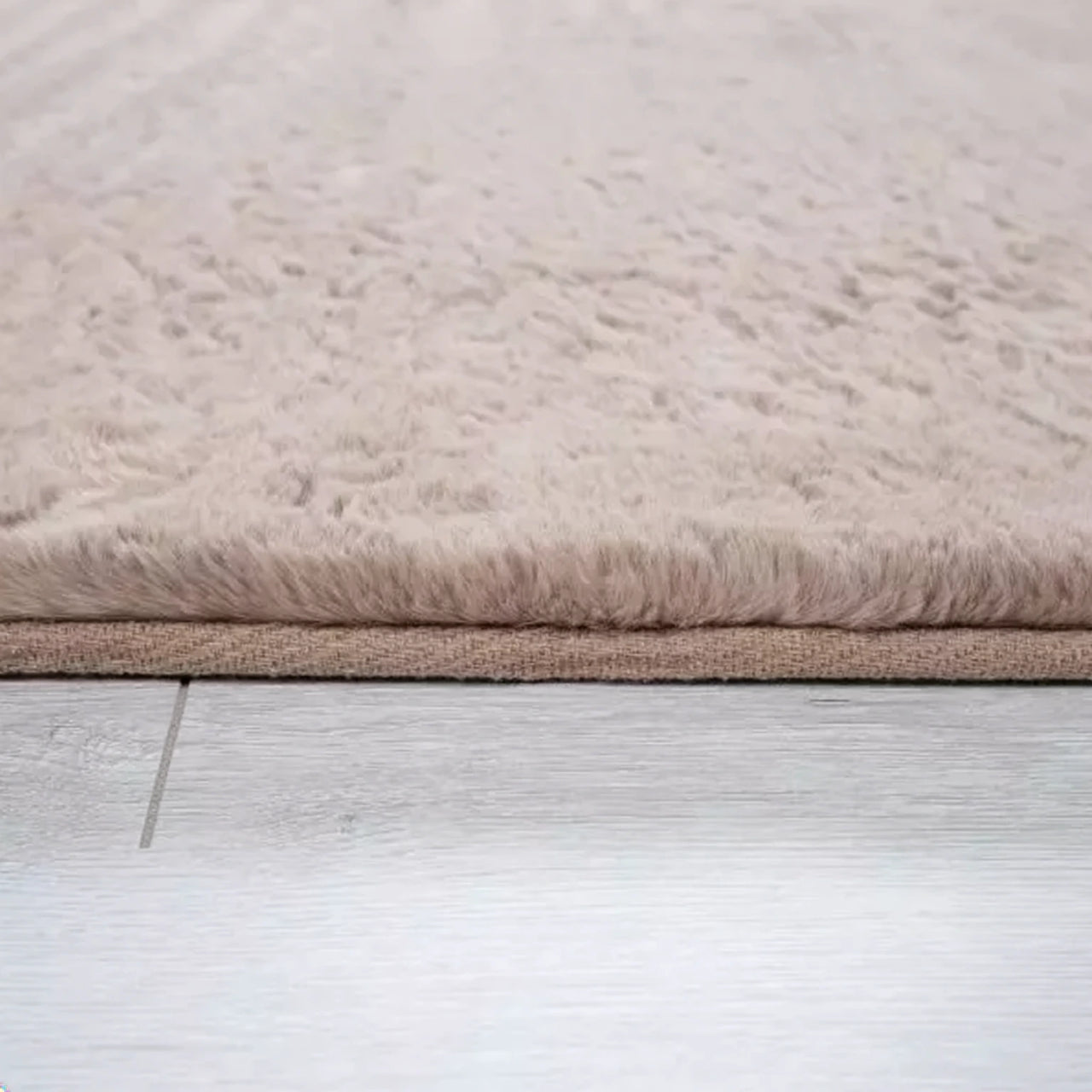 Flauschiger Schlafzimmer Teppich - Nano