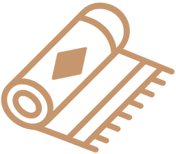 Halb ausgerollter Teppich mit Muster, Logo